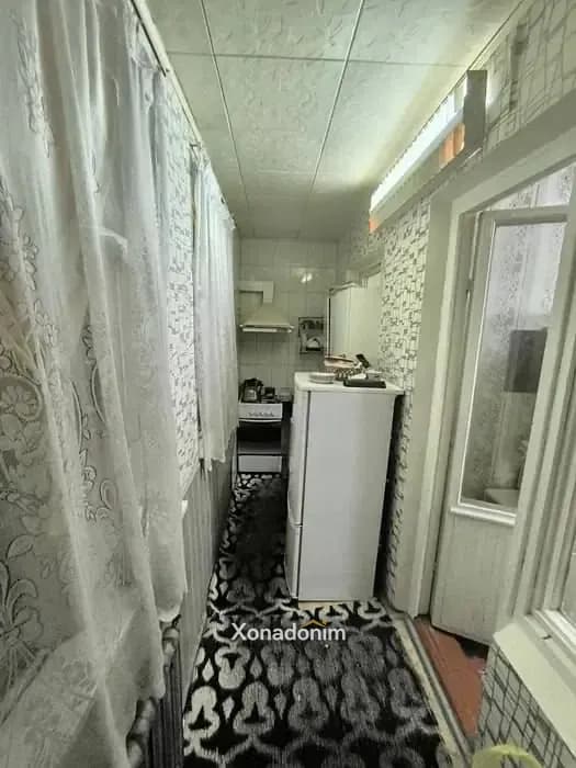 Yashnobodda 3 xonali kvartira, 48 m², 4/4-qavat