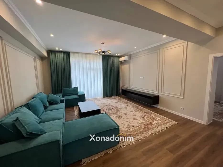Airport house 3