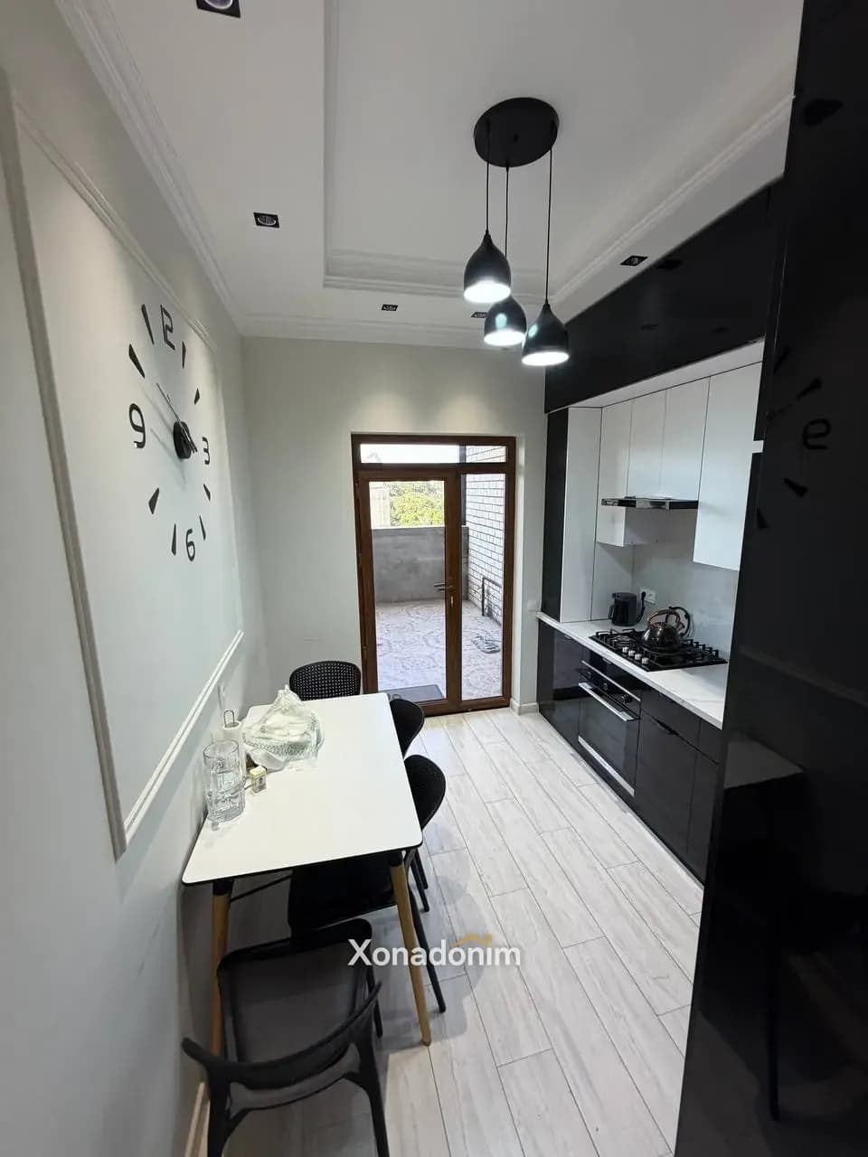 Yashnobodda kvartira, 90 m²