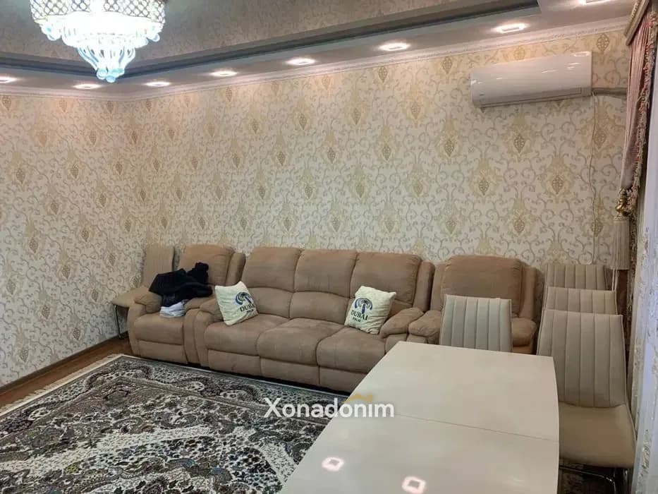 Yashnobodda kvartira, 72 m², 3/9-qavat
