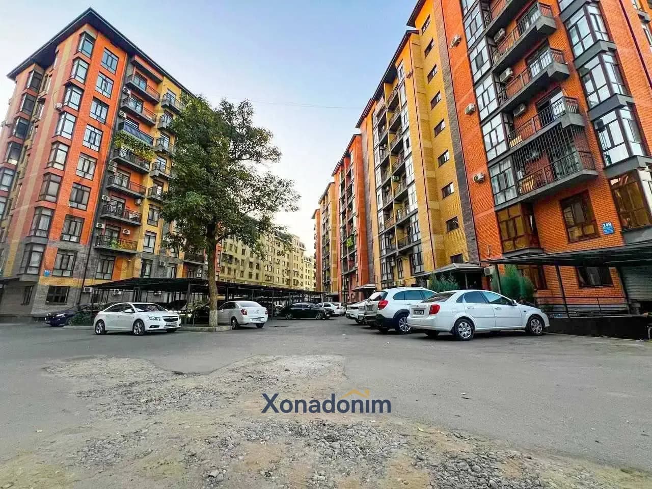Mirzo Ulug'bekda 3 xonali kvartira, 59 m², 6/9-qavat